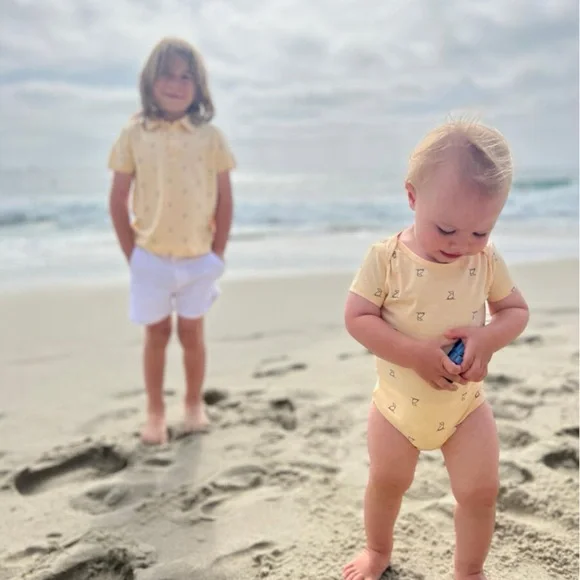 Me & Henry Walty Onesie in Salmon Henry Dog - Picture 2 of 9